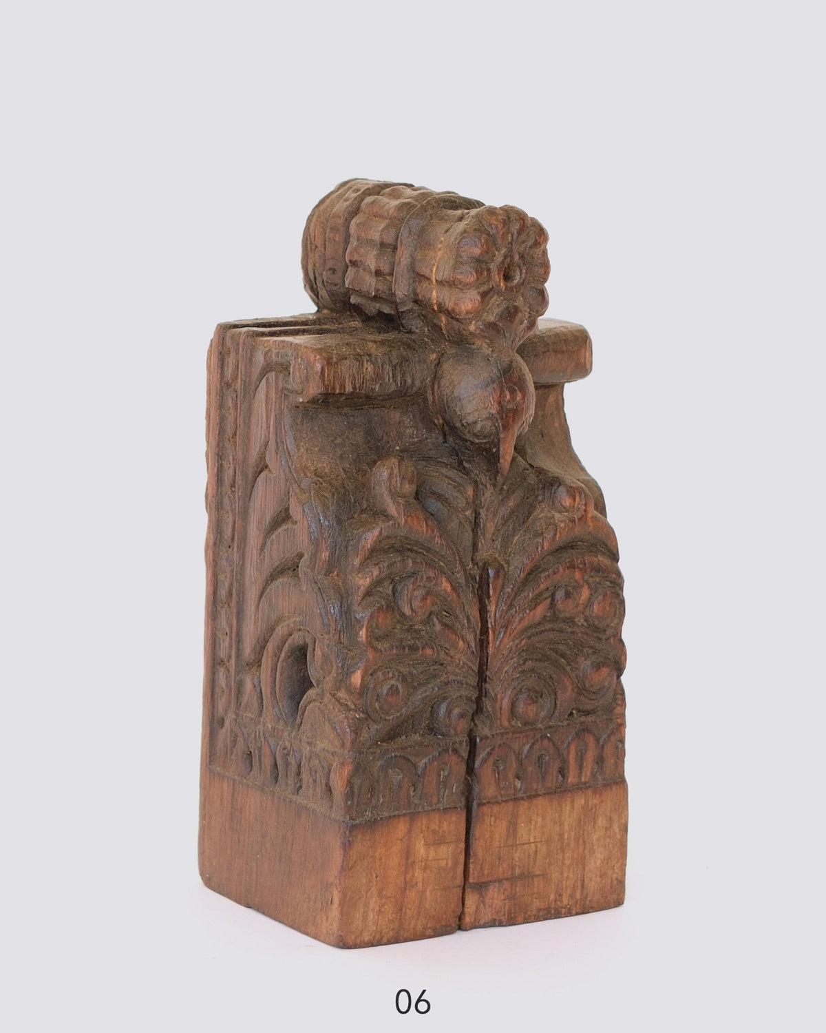 Wooden Carved Corbels — piece 06
