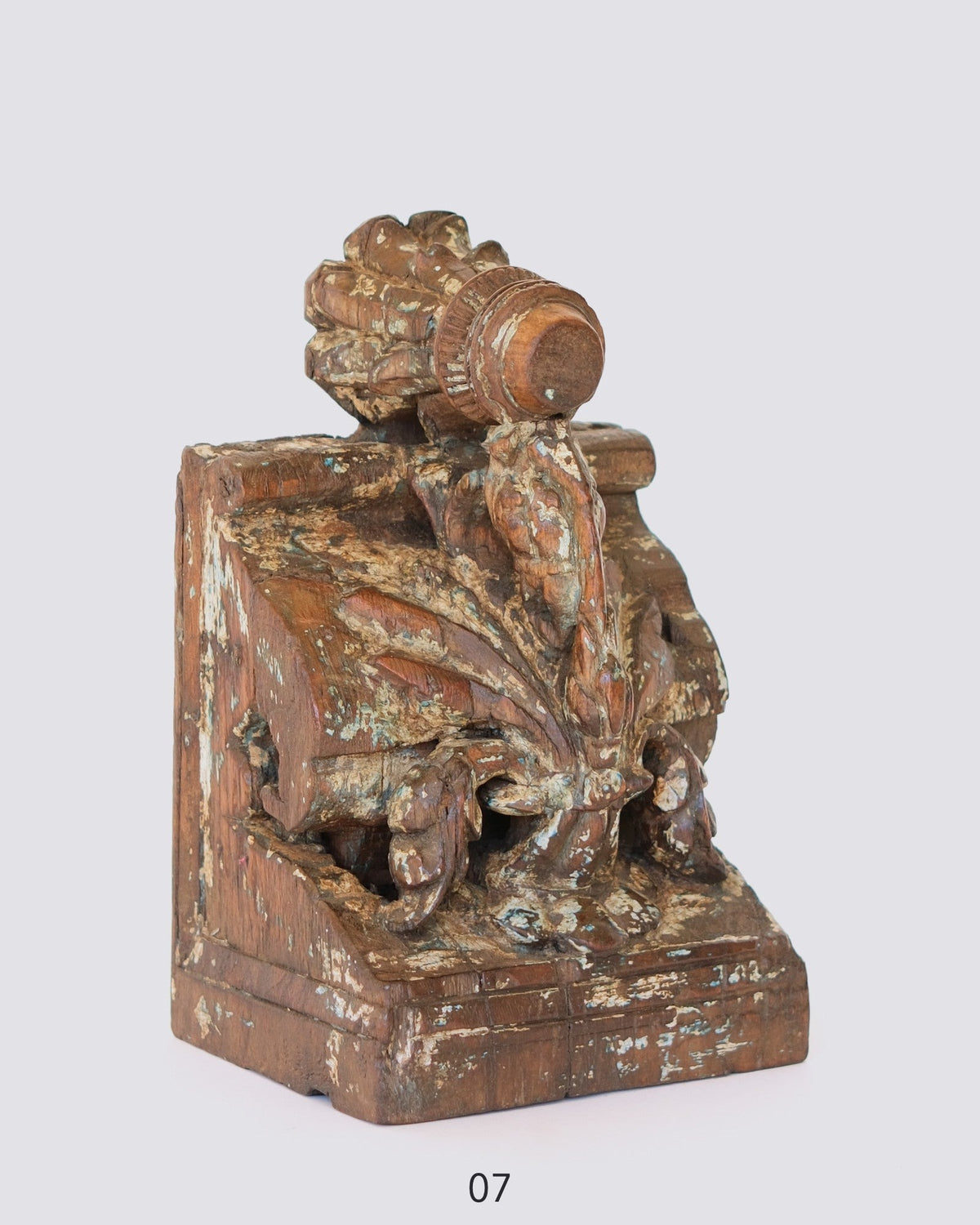 Wooden Carved Corbels — piece 07