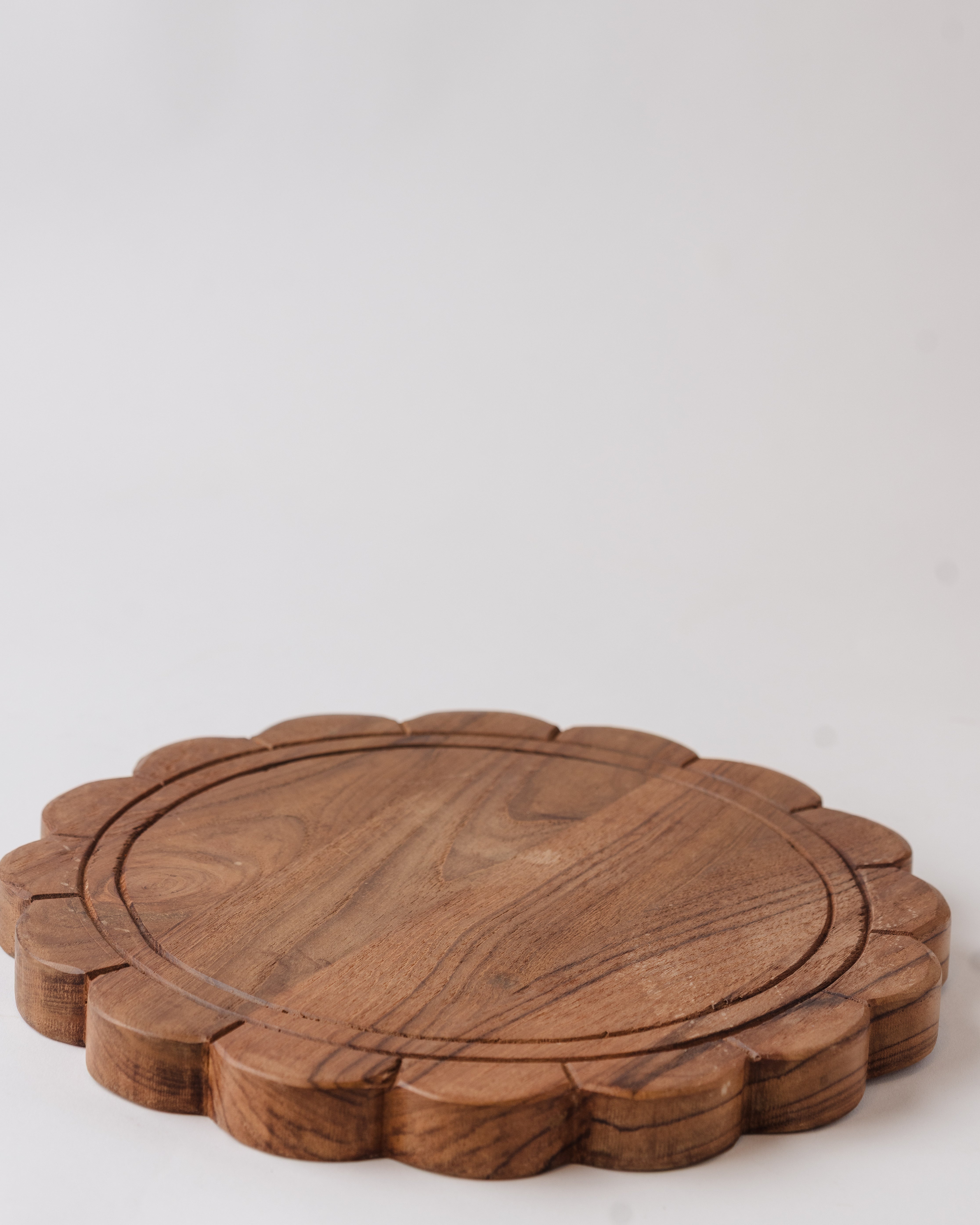 Wood Scalloped Serving Board