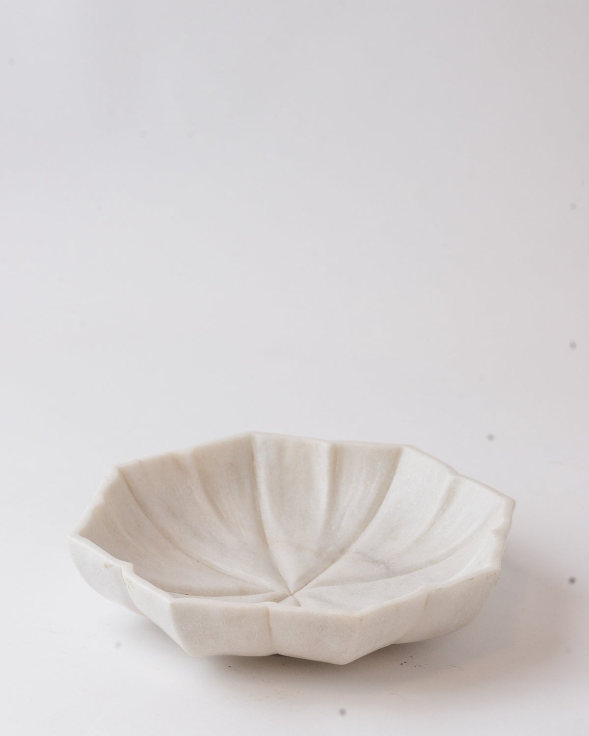 Hand-carved Jaipur marble urli — view 4