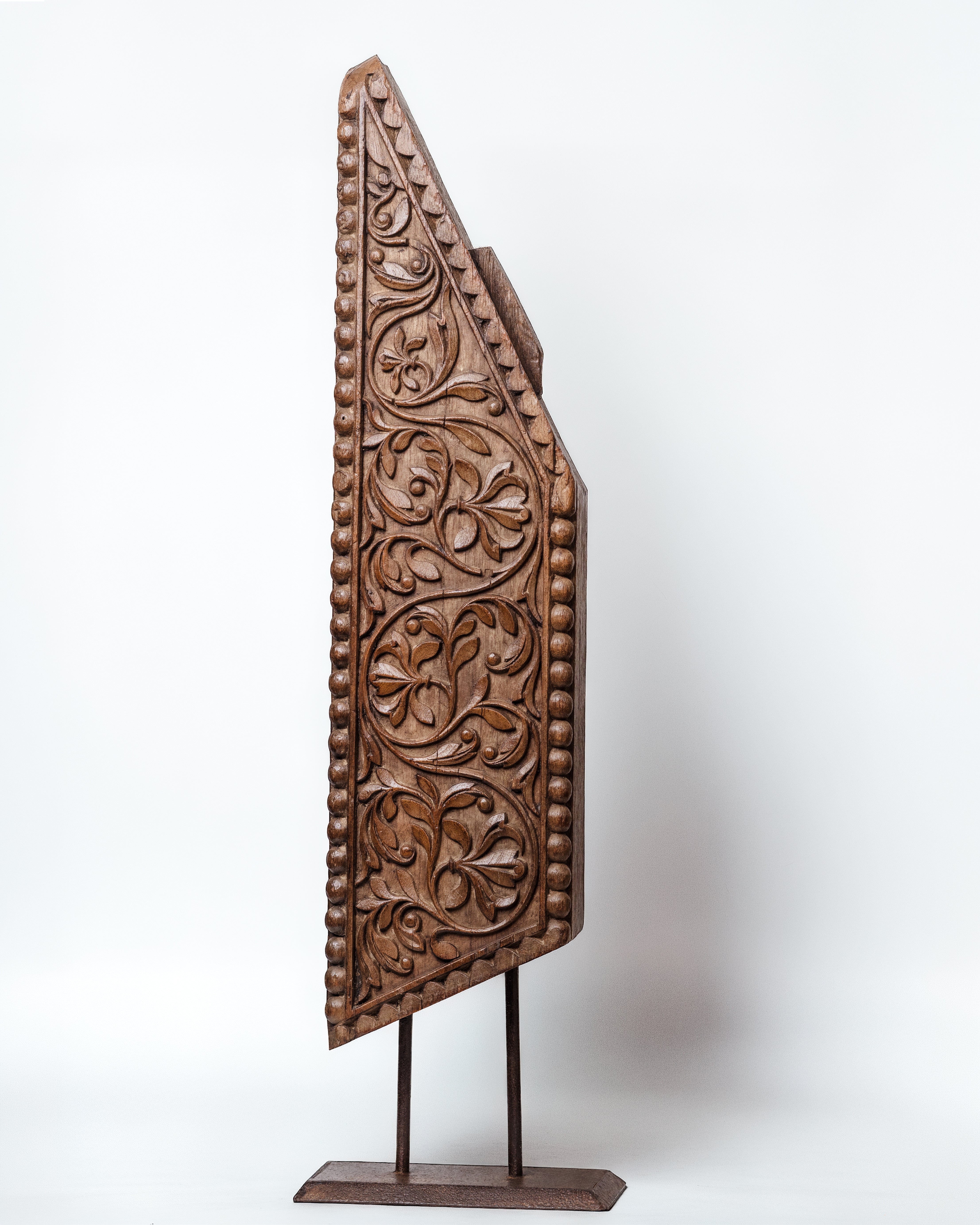 Wooden Carved Bracket