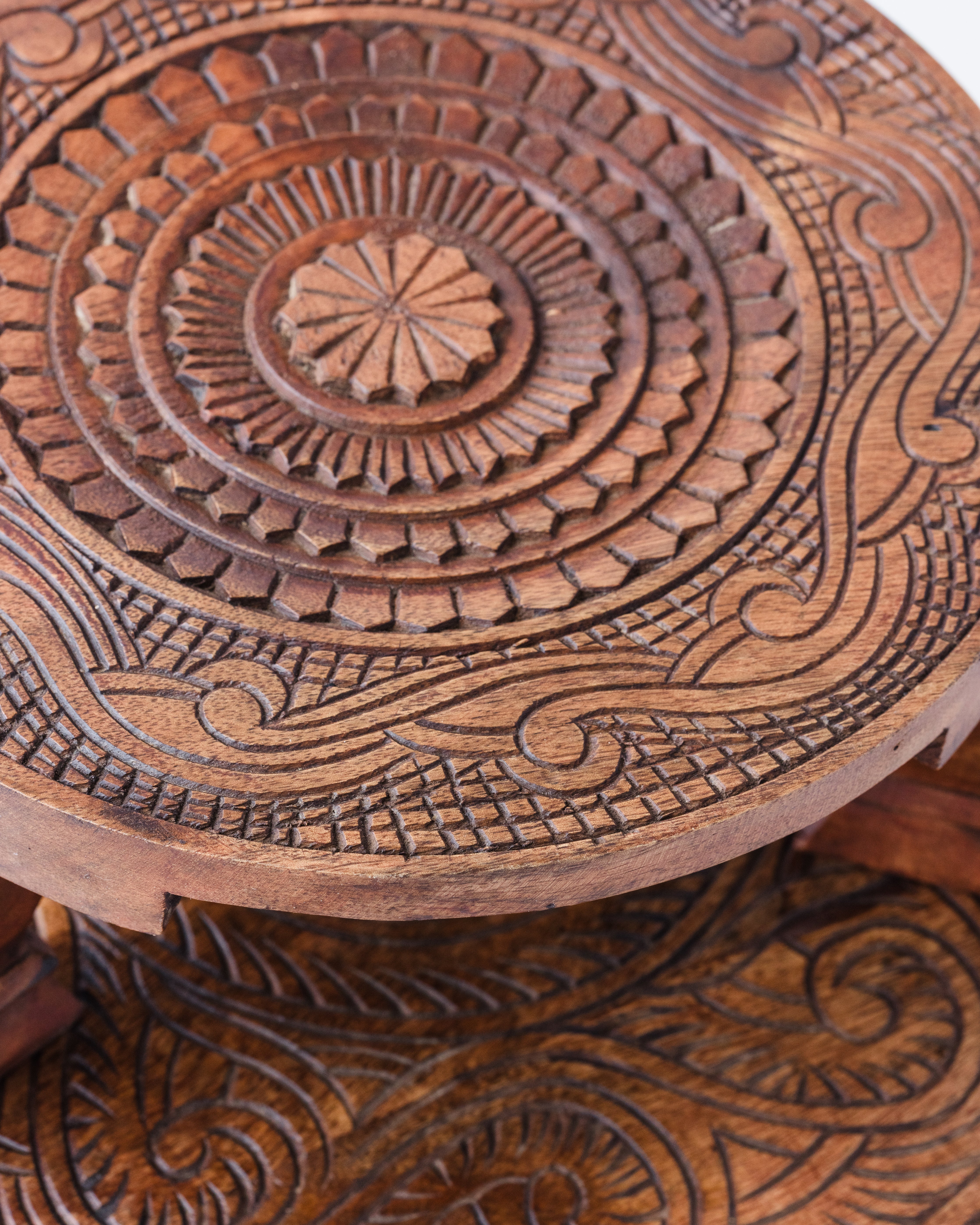 Carved Bajot