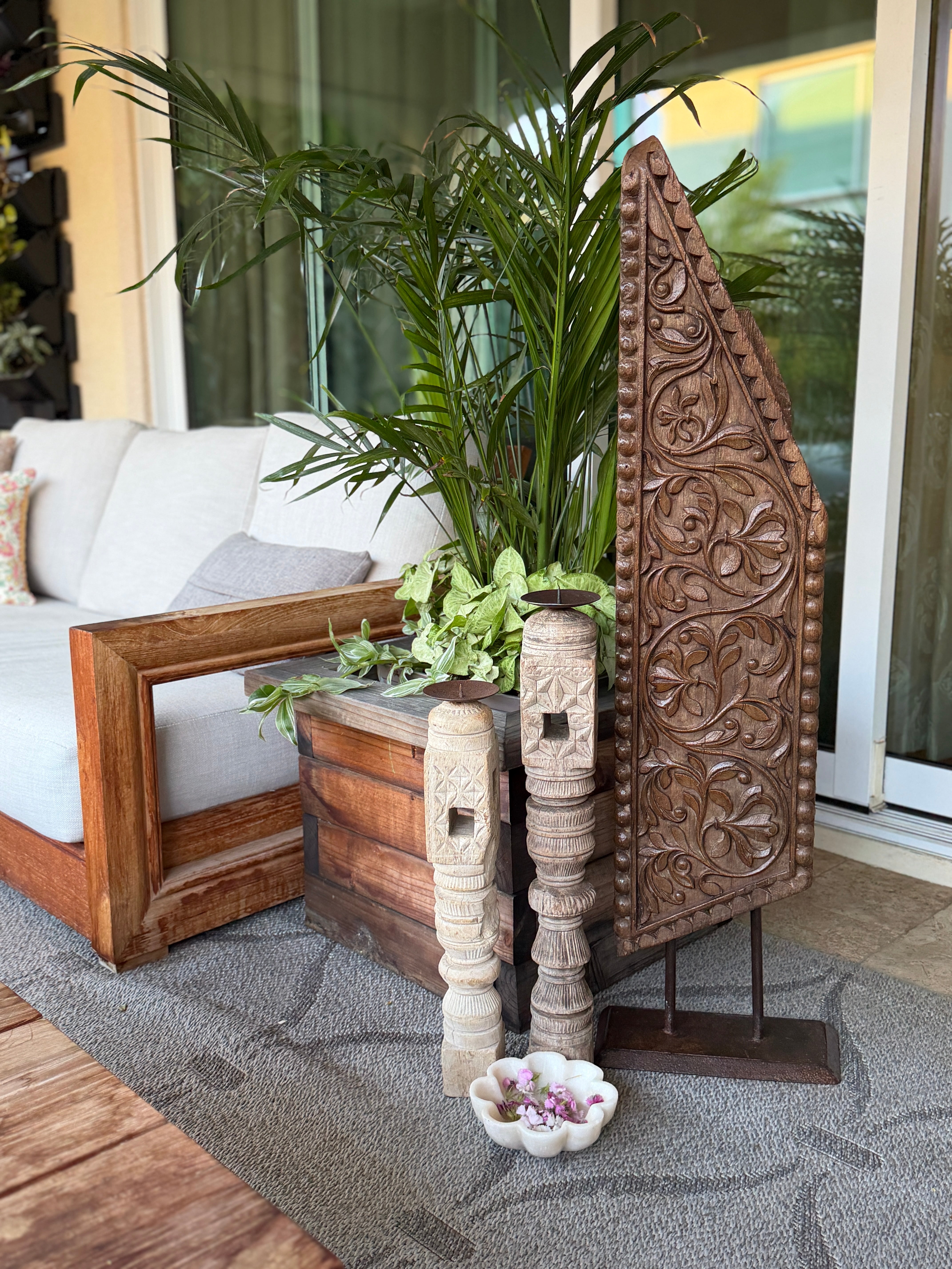 Wooden Carved Bracket