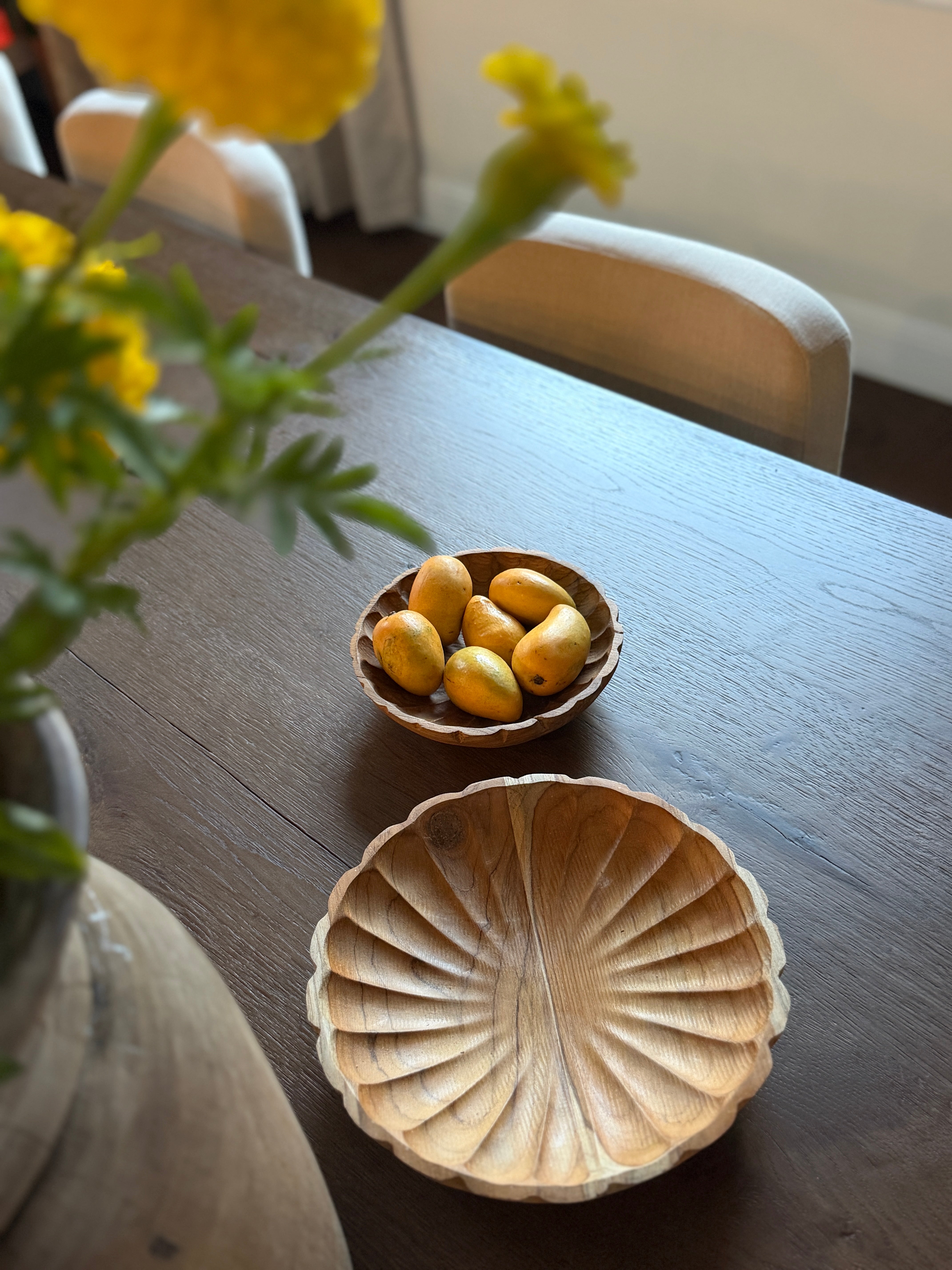 Wooden Scalloped Bowl (Set of 2)